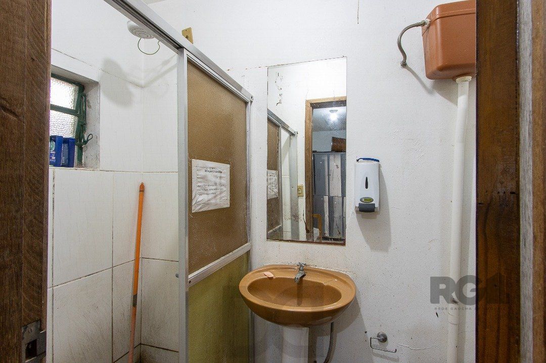 Prédio com 1063m², distribuídos em quatro pavimentos — foto 114
