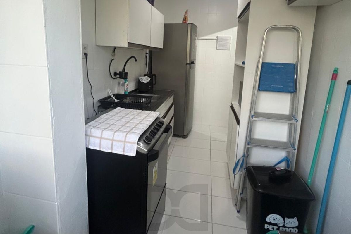 Apartamento com 2 quartos, no bairro Cavalhada — foto 5