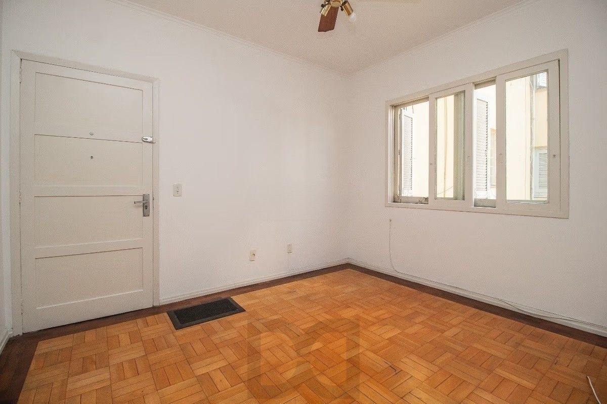 Apartamento de 1 quarto à venda no Edifício Britânia na Avenida Independência em Porto Alegre – 45,24 m² Privativos e Portaria 24h — foto 4