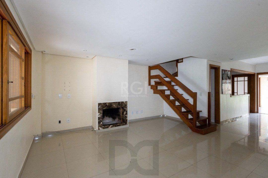 Casa para Venda - 181.99m², 3 dormitórios, sendo 1 suites, 2 vagas - Jardim Isabel — foto 4