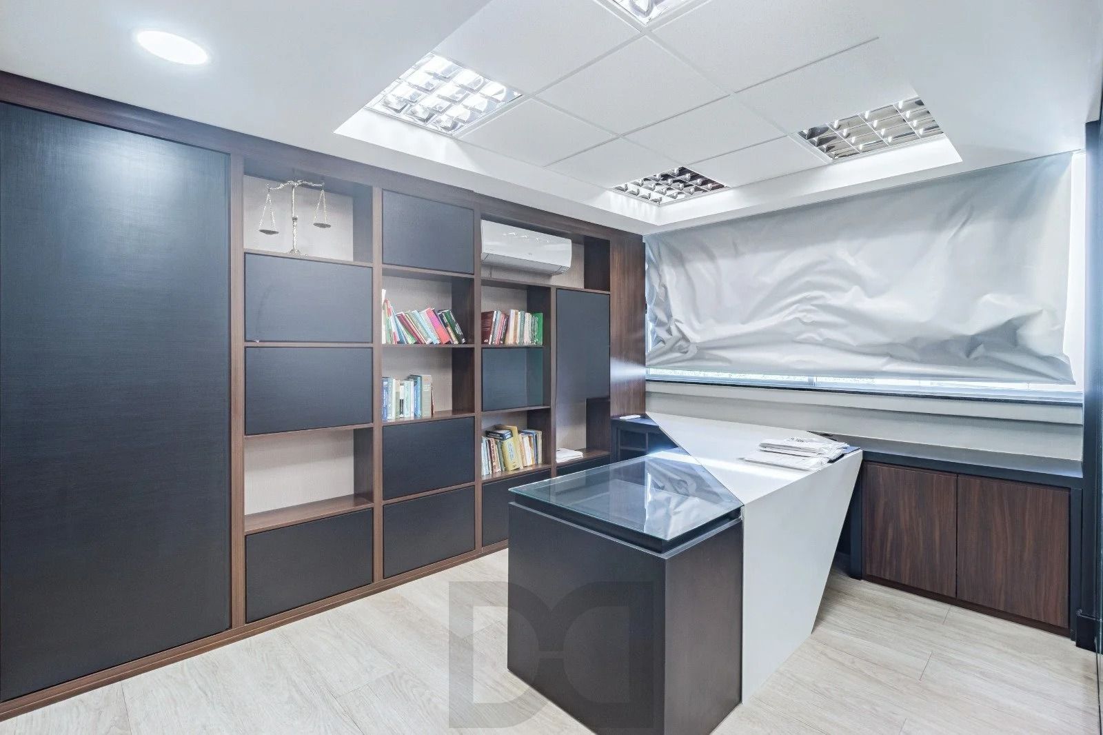 Sala/Conjunto Comercial com 4 vagas e 218m² — foto 8