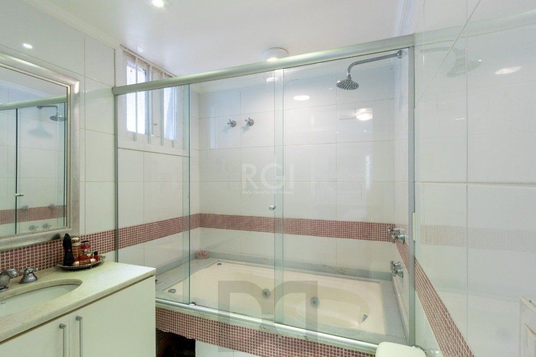 Casa para Venda - 312m², 5 dormitórios, sendo 3 suites, 6 vagas - Vila Conceição — foto 9