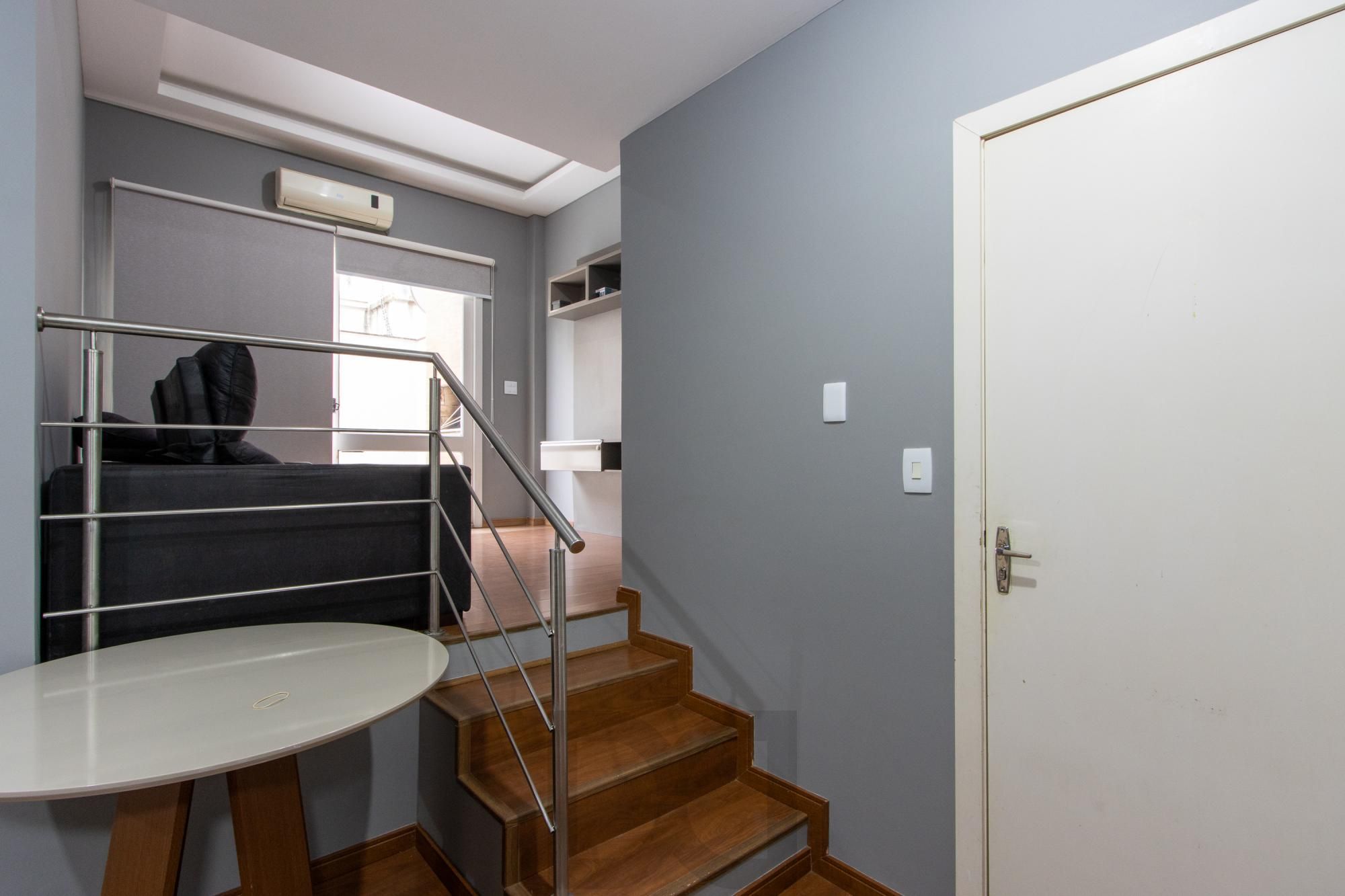 Apartamento de 3 dormitórios, 1 suíte e 1 vaga de garagem no bairro Pedra Redonda. — foto 5