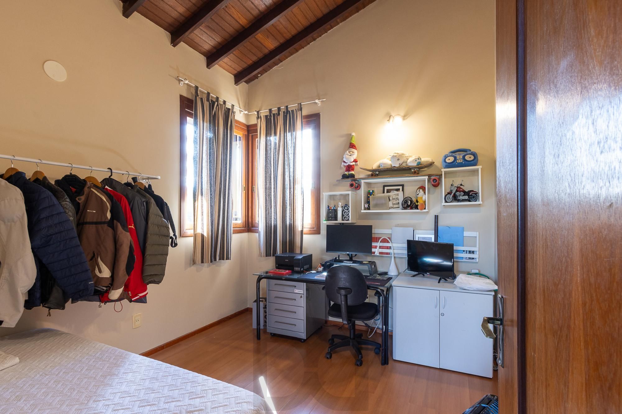 Casa em condomínio á venda com 6 dormitórios em Porto Alegre — foto 38