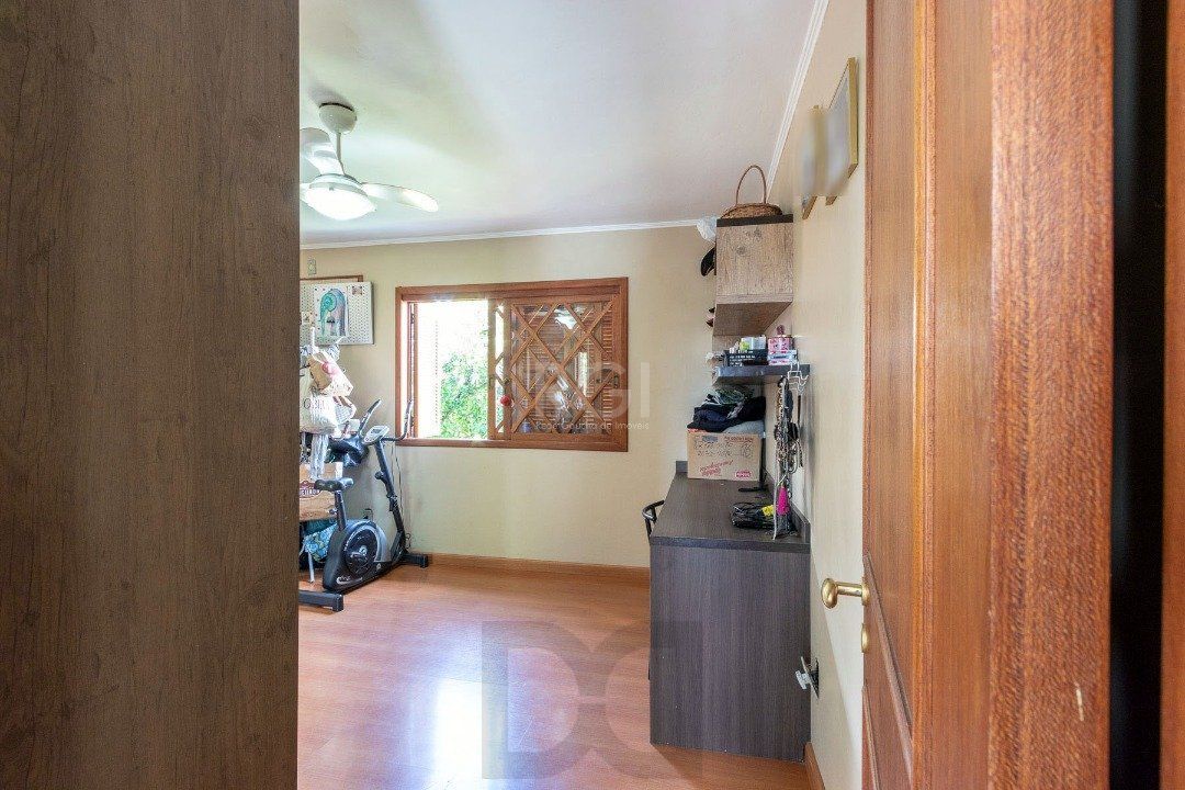 Casa para Venda - 451.63m², 5 dormitórios, sendo 1 suites, 4 vagas - Cristal — foto 42