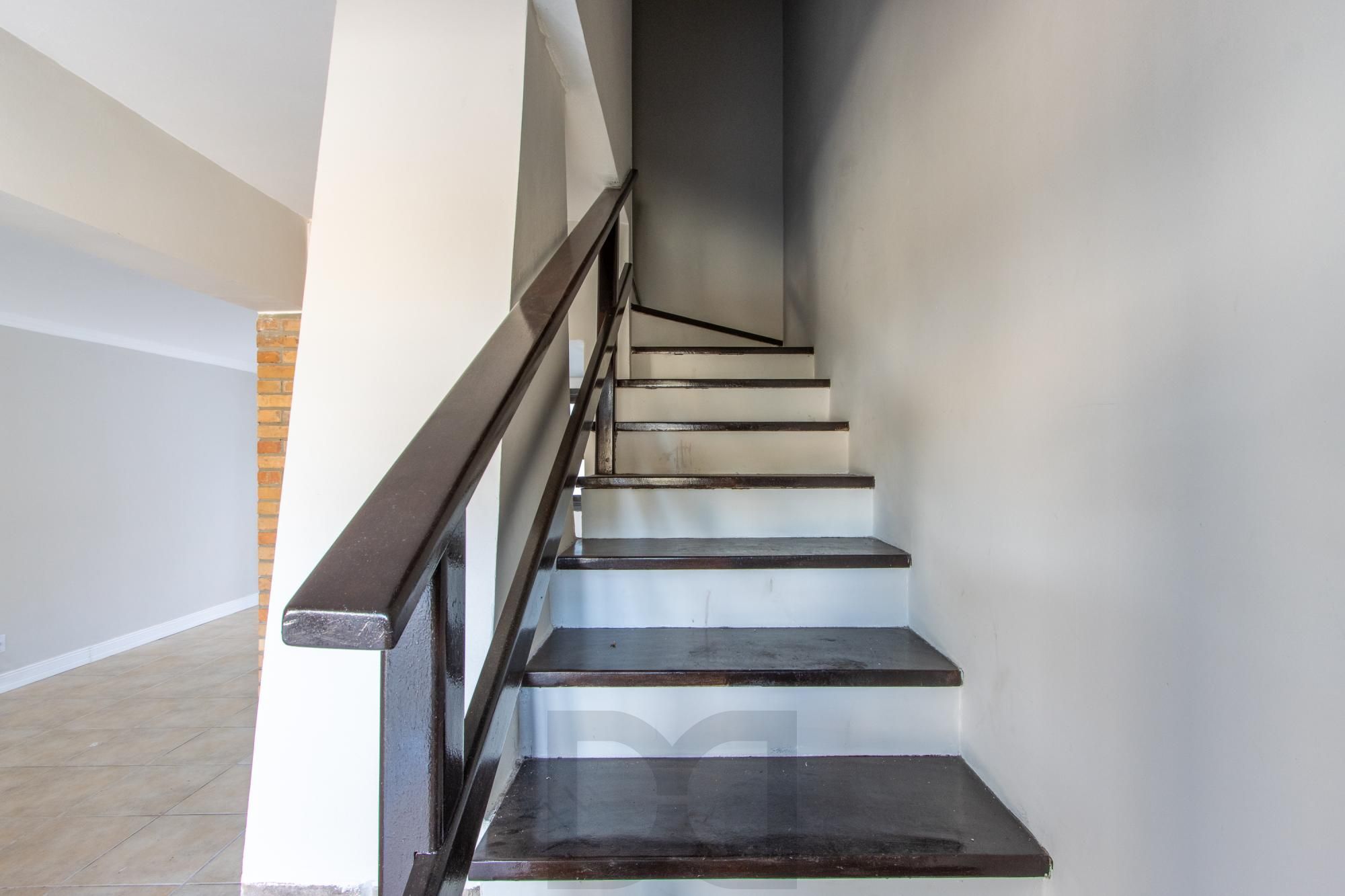 Casa 3 dormitórios, sendo 1 suíte, 2 vagas de garragem - bairro Ipanema — foto 20