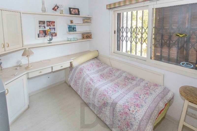 Casa para Venda - 420m², 5 dormitórios, sendo 2 suites, 6 vagas - Nonoai — foto 21