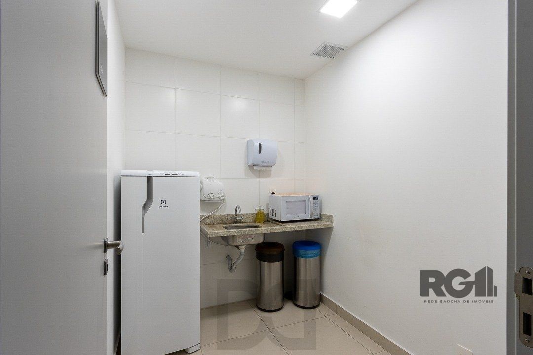 Conjunto/Sala para Locação/Aluguel - 33.28m², 0 dormitórios, 1 vaga - Tristeza — foto 32