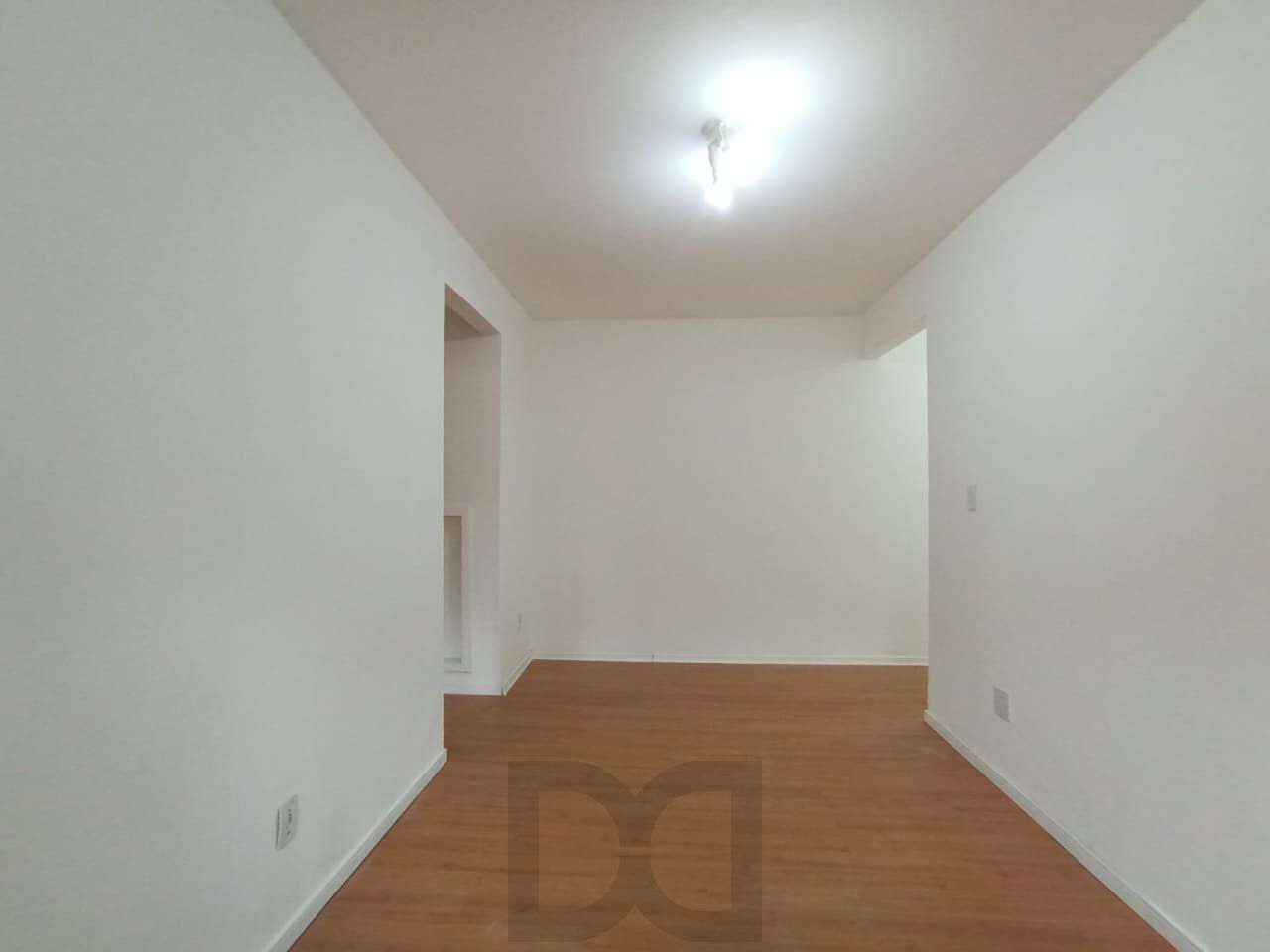 Apartamento 1 dormitório, á venda no bairro Santa Tereza em Porto Alegre. — foto 1