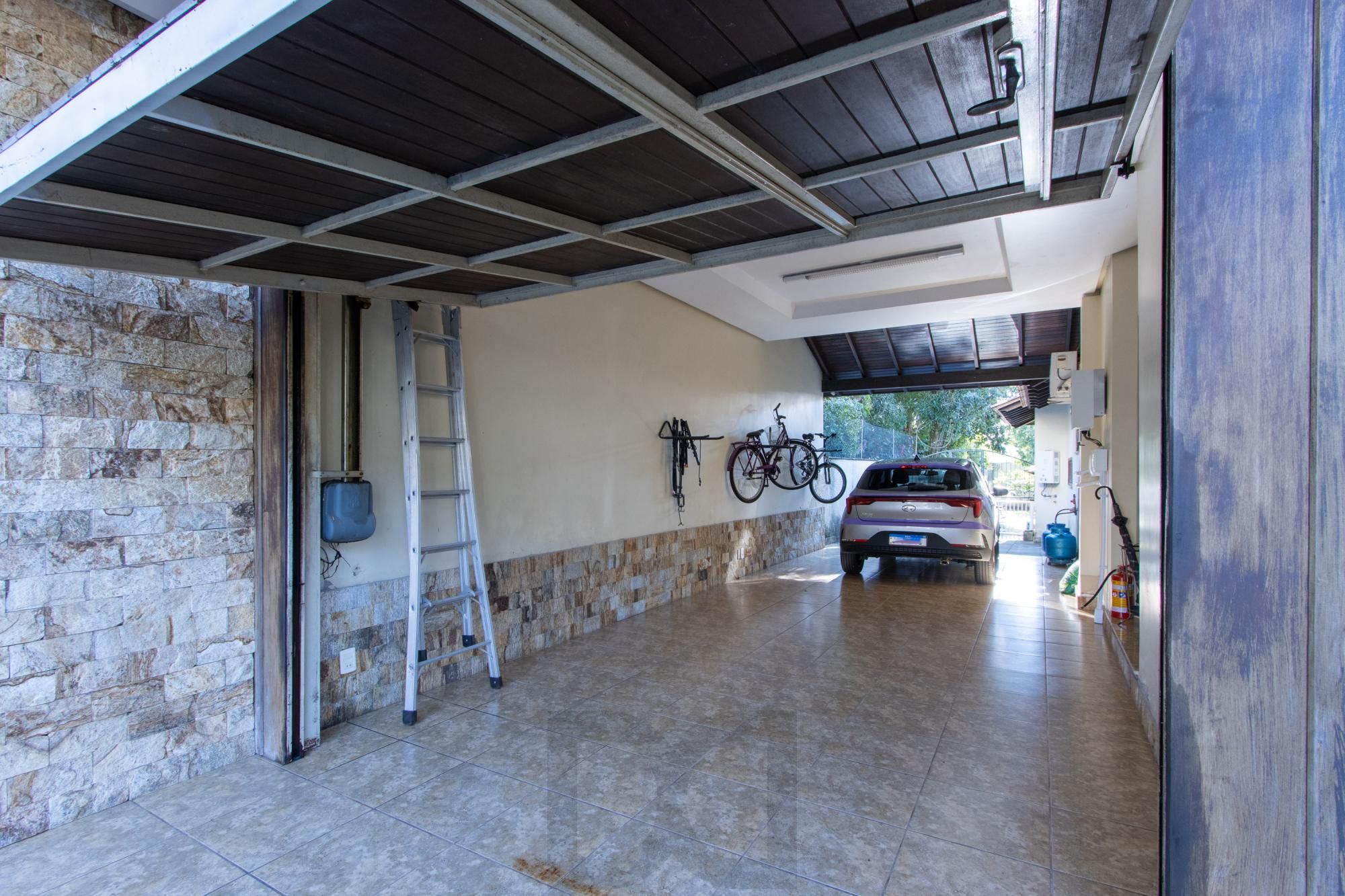 Casa com 3 quartos e 357m² à venda em Tristeza, Porto Alegre. — foto 59