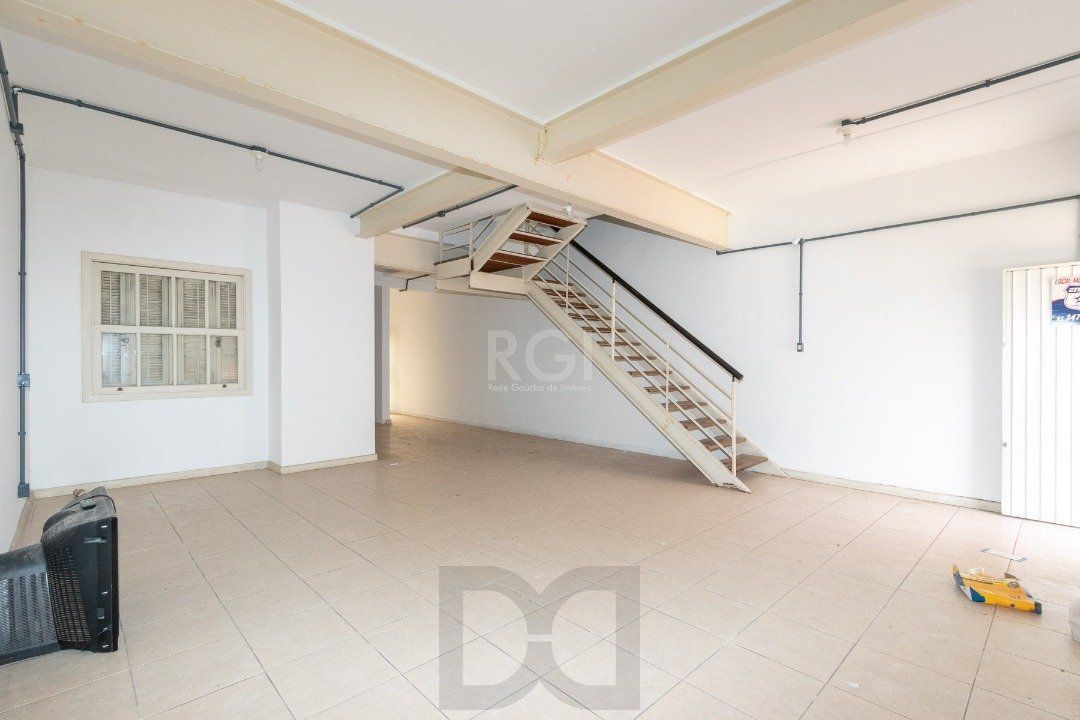 Casa para Venda - 232m², 3 dormitórios, 2 vagas - Navegantes — foto 3