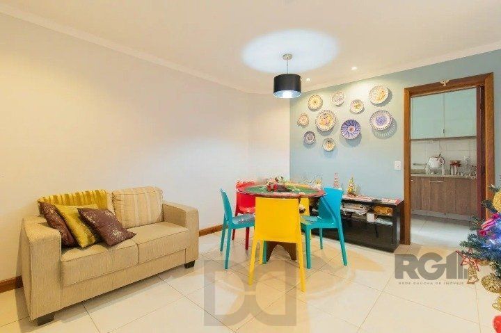 Casa em condomínio na zona sul, 3 quartos, suíte, lareira, churrasqueira, 2 vagas de garagem coberta. — foto 6