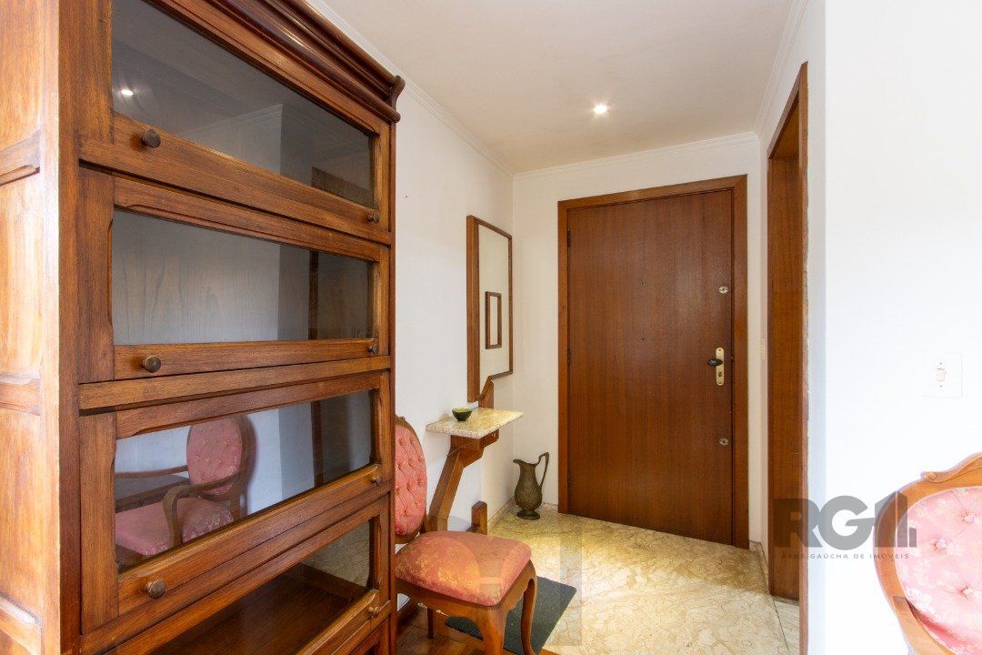Apartamento semi mobiliado de 3 quartos com suíte no bairro Tristeza junto ao Colégio Mãe de Deus — foto 29