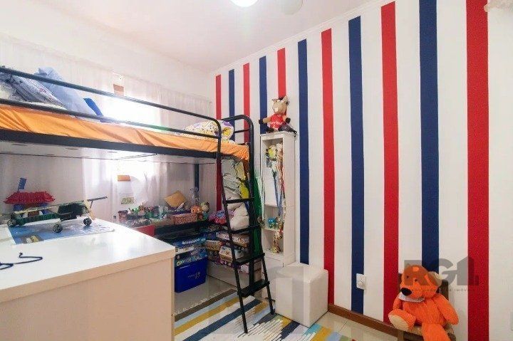 Casa em condomínio na zona sul, 3 quartos, suíte, lareira, churrasqueira, 2 vagas de garagem coberta. — foto 16