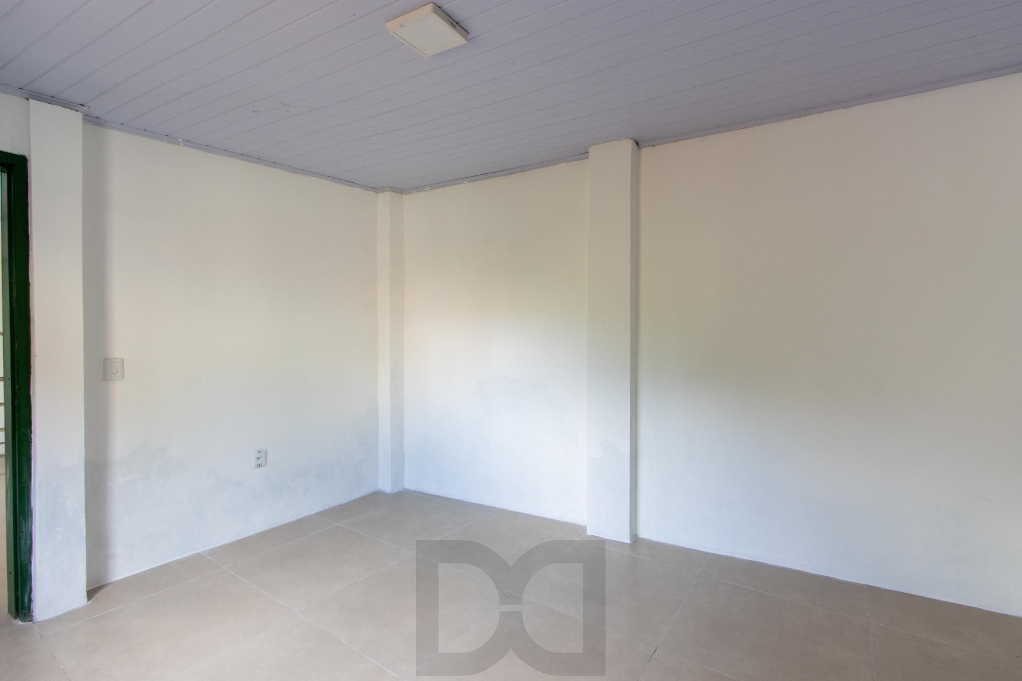 Terreno medindo 11 X 39,66 com 2 casas de alvenaria - Bairro Guarujá — foto 21