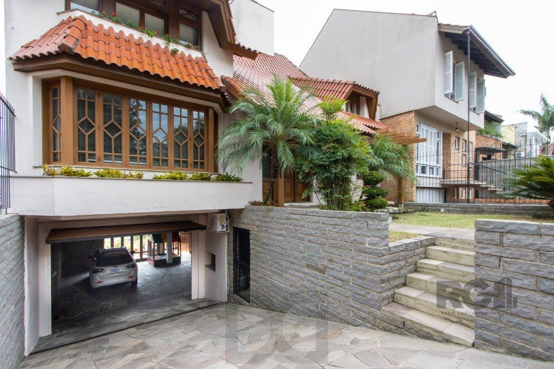 Casa para Venda com 4 dormitórios, sendo 2 suites e 4 vagas no bairro Jardim Isabel — foto 4