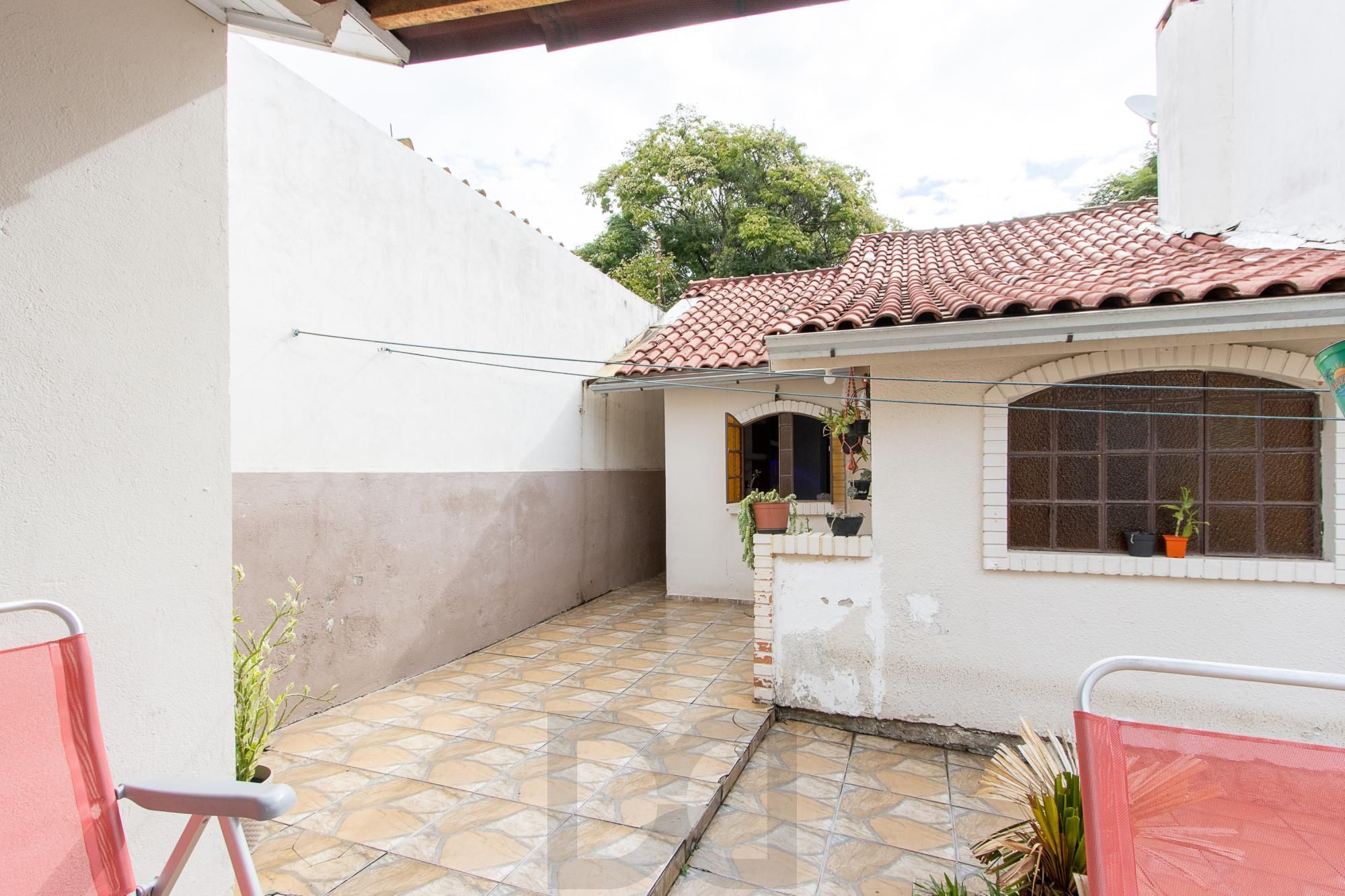 Casa de 4 dormitórios, 2 suítes, piscina, pátio e 2 vagas de garagem. — foto 48