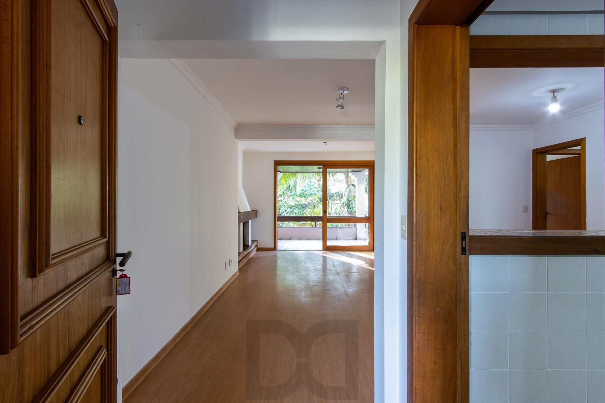 Apartamento bairro Cavalhada com 03 dormitórios, gabinete e 2 vagas 134,35m2 privativos! — foto 1