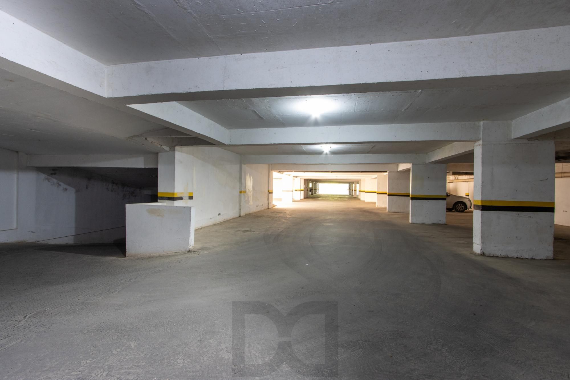 Apto com 3 dormitórios suíte e box coberto ( nunca habitado e reformado ) — foto 44