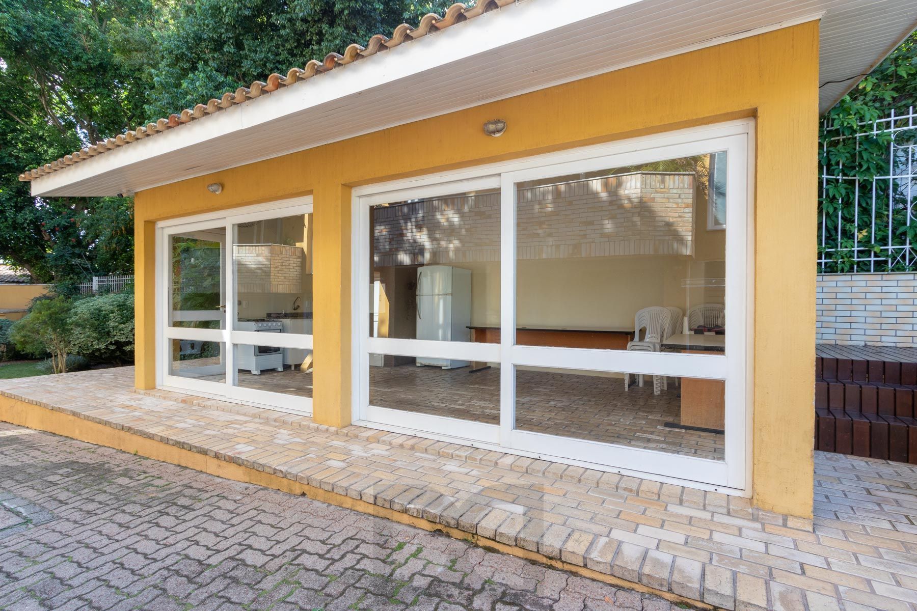 Casa em condomínio de 3 quartos na Tristeza — foto 46