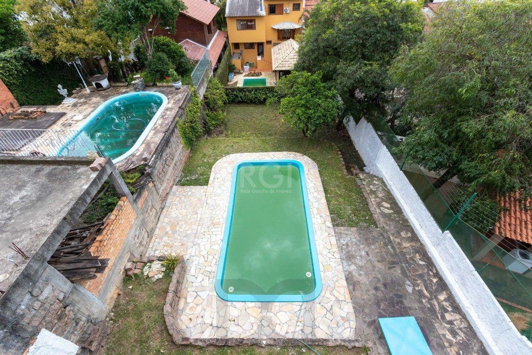 Casa para Venda - 454.7m², 5 dormitórios, sendo 1 suites, 8 vagas - Teresópolis — foto 19