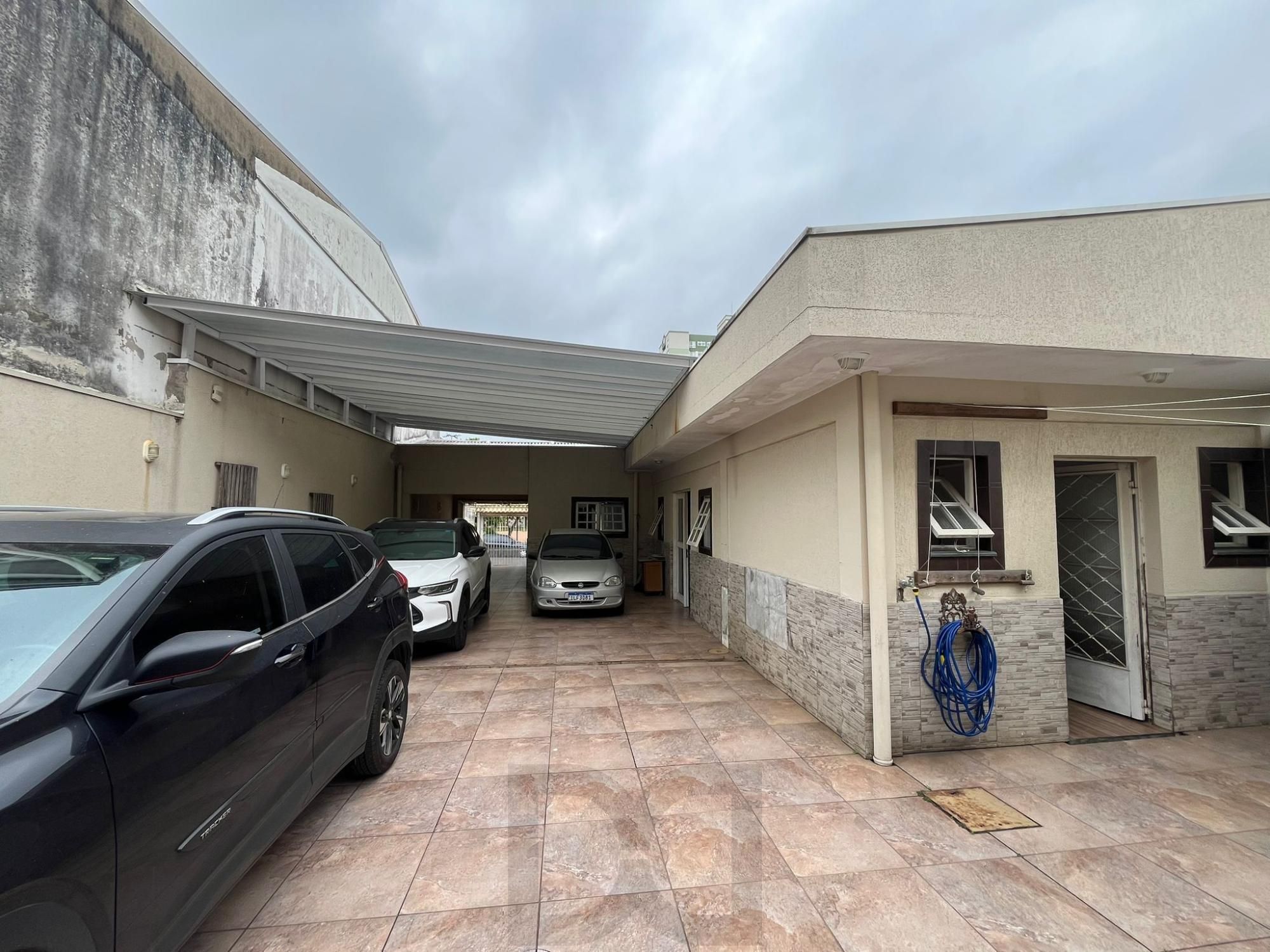 Duas casas no mesmo terreno – conforto, espaço e excelente localização! — foto 40