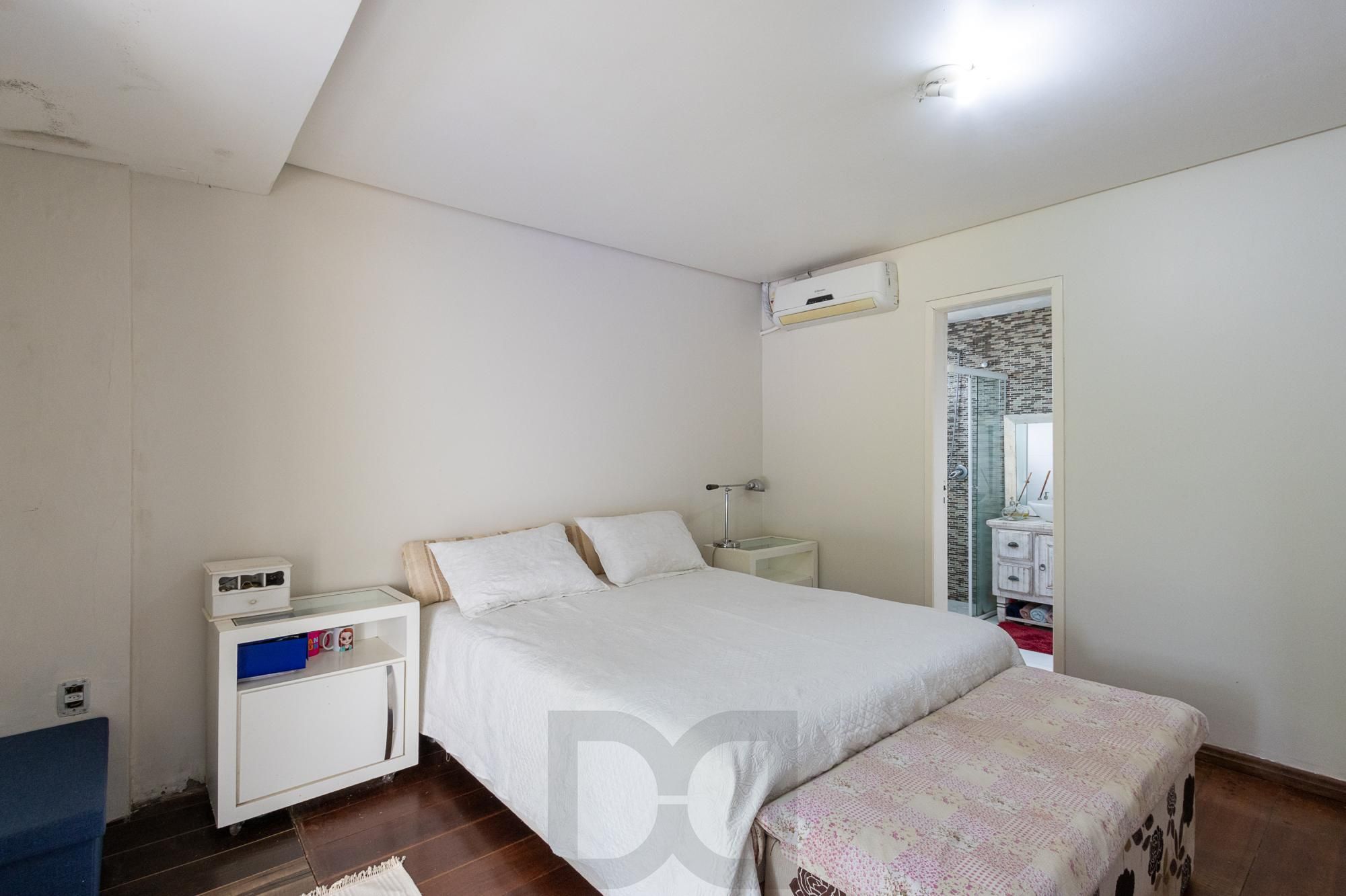 Casa térrea, 2 dormitórios, 1 suíte e 2 vagas no bairro Aberta dos Morros. — foto 29