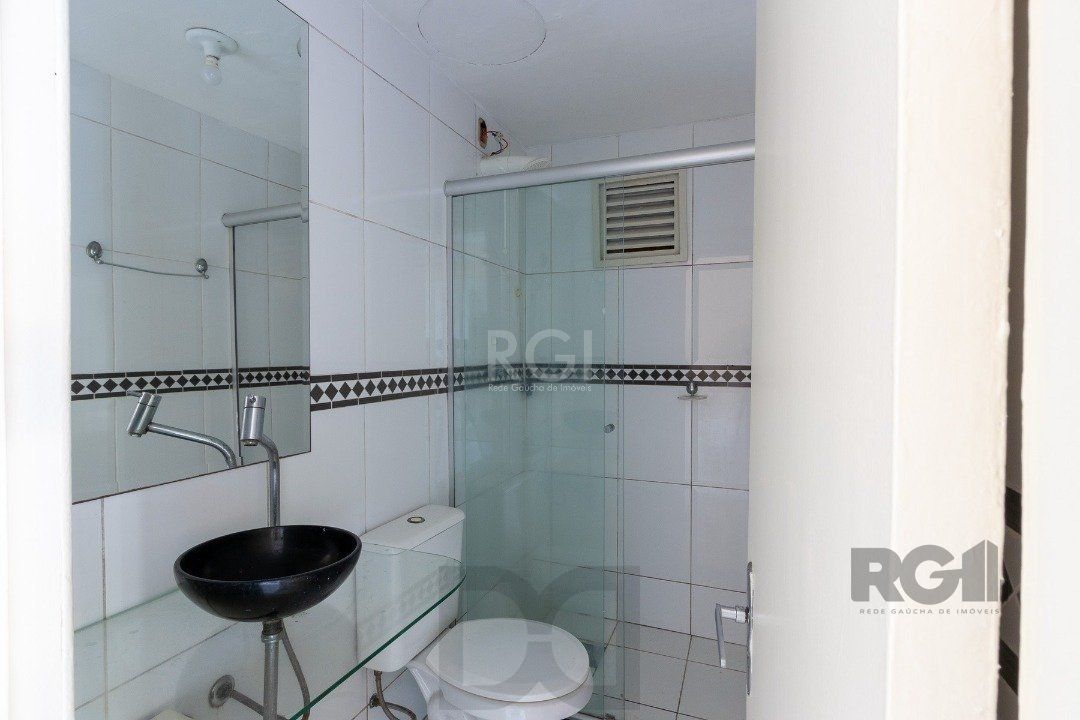 Apartamento de 1 dormitório, com vaga de garagem escriturada, próximo da Av. Otto Niemeyer. — foto 5