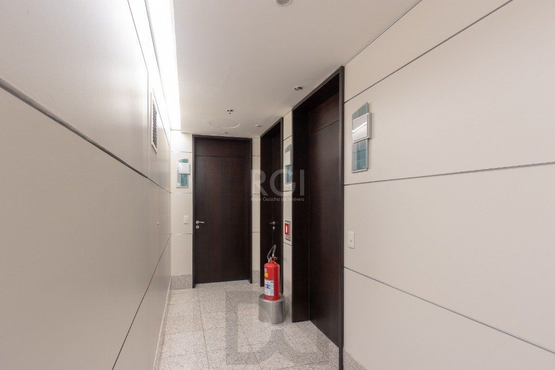 Conjunto/Sala para Venda - 210m², 0 dormitórios, 5 vagas - Cristal — foto 39