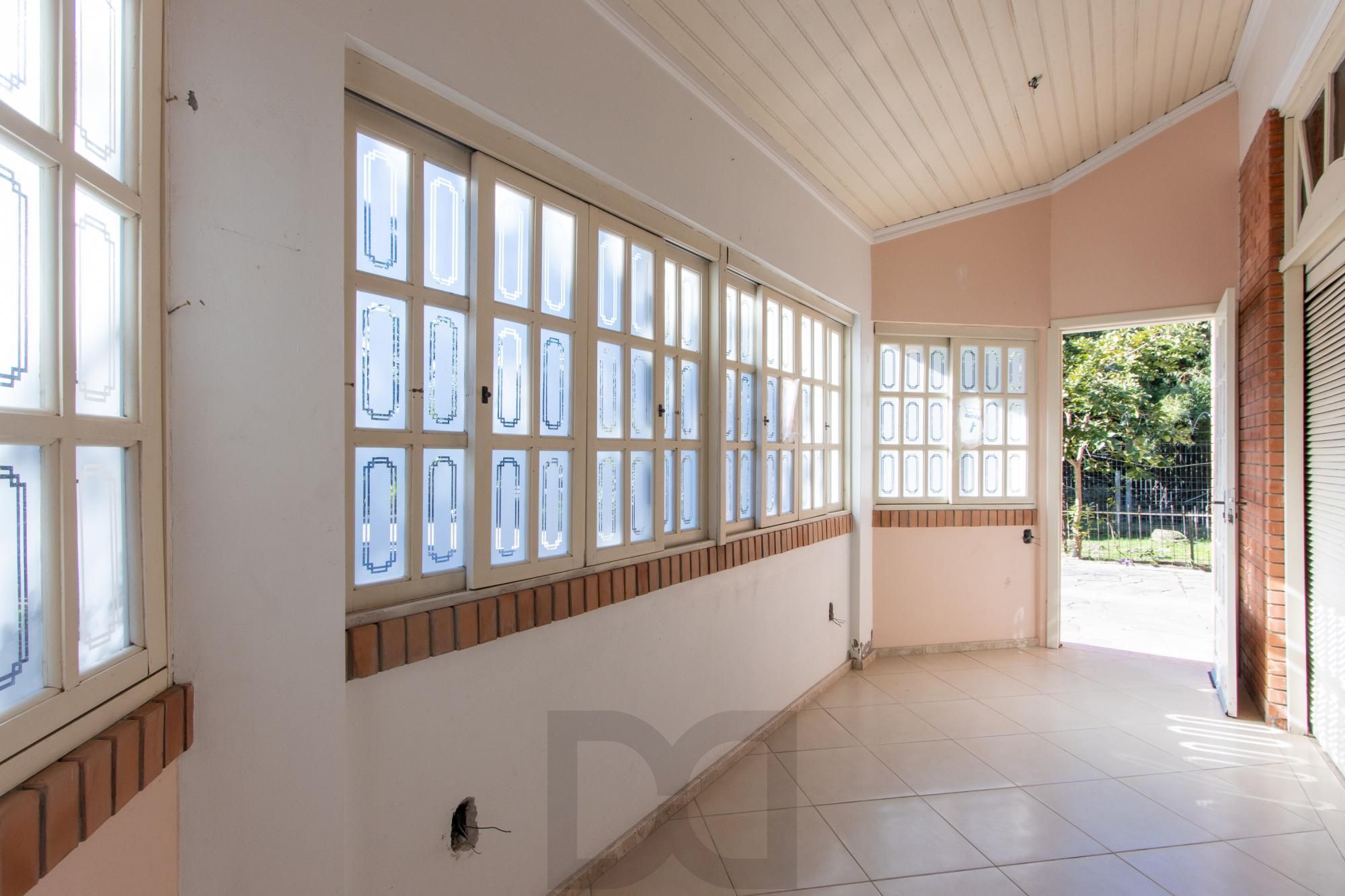 Casa para Venda - 231.72m², 4 dormitórios, sendo 1 suites, 3 vagas - Tristeza — foto 9
