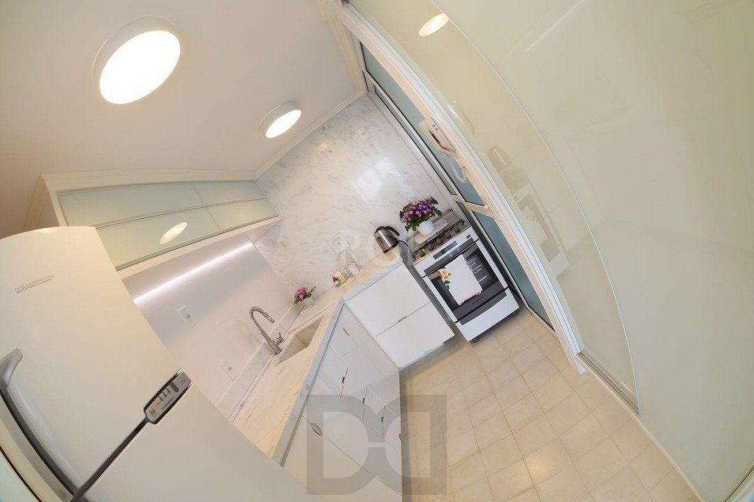 Apartamento para Venda - 80.3m², 3 dormitórios, sendo 1 suites, 2 vagas - Menino Deus — foto 10