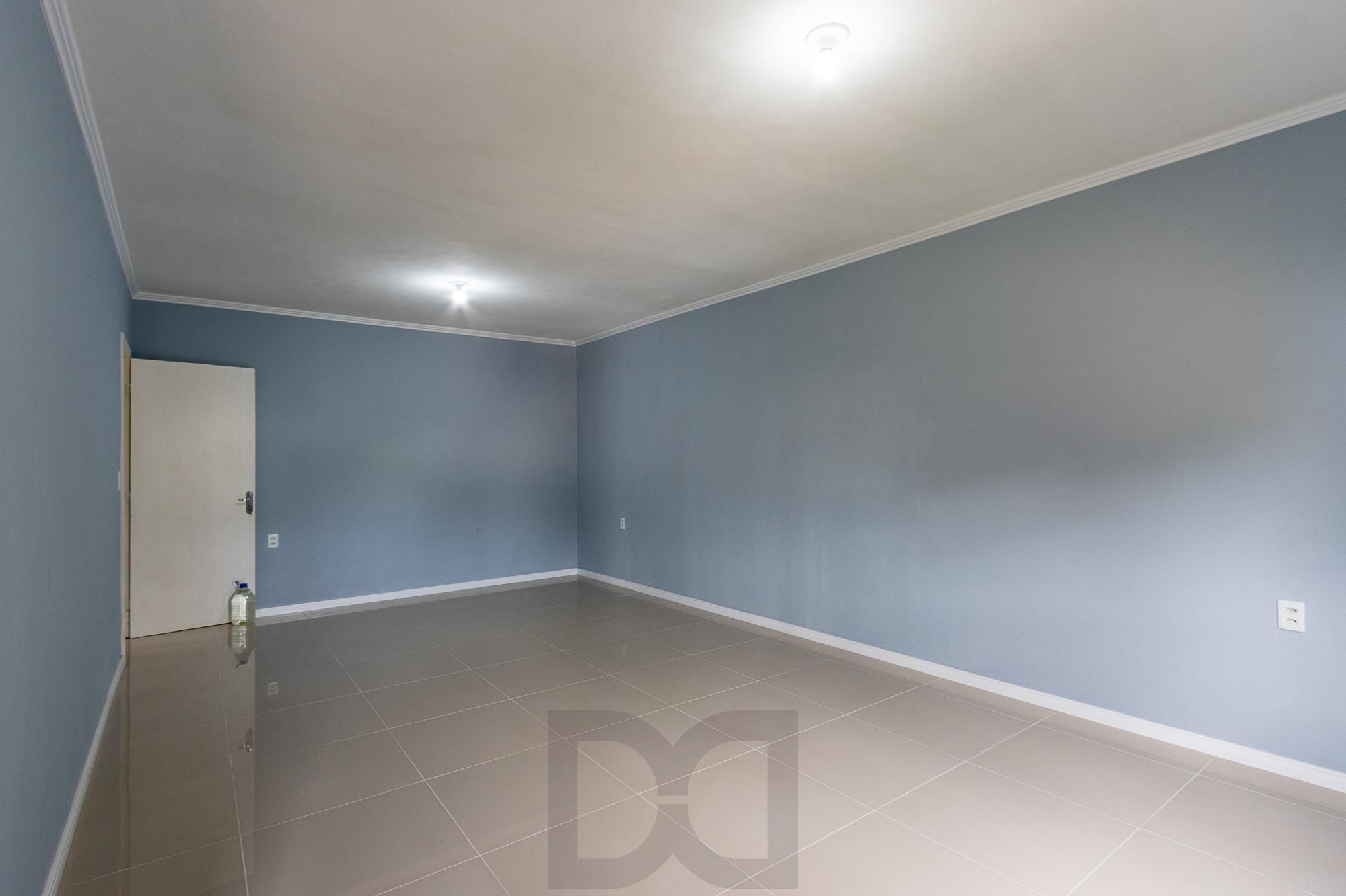 Terreno com 2 casas, 4 quartos, 1 suite - Bairro Cavalhada — foto 4