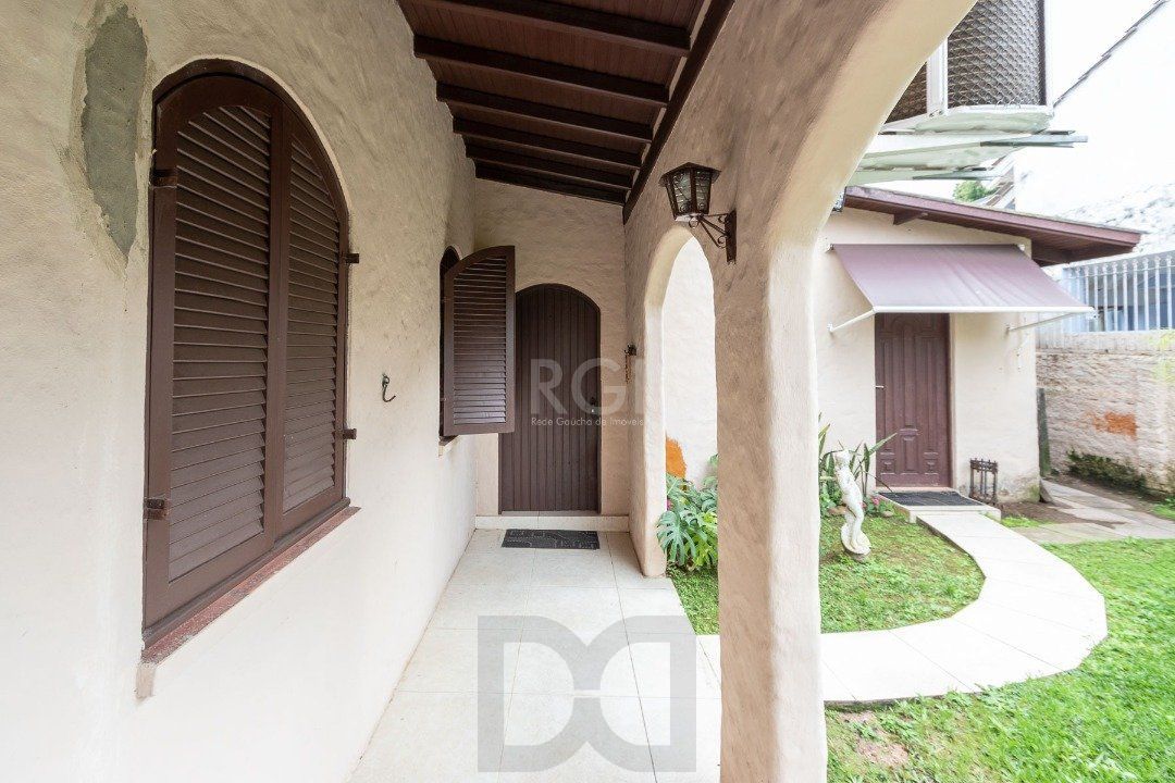 Casa para Venda - 380m², 3 dormitórios, sendo 1 suites, 3 vagas - Tristeza — foto 3
