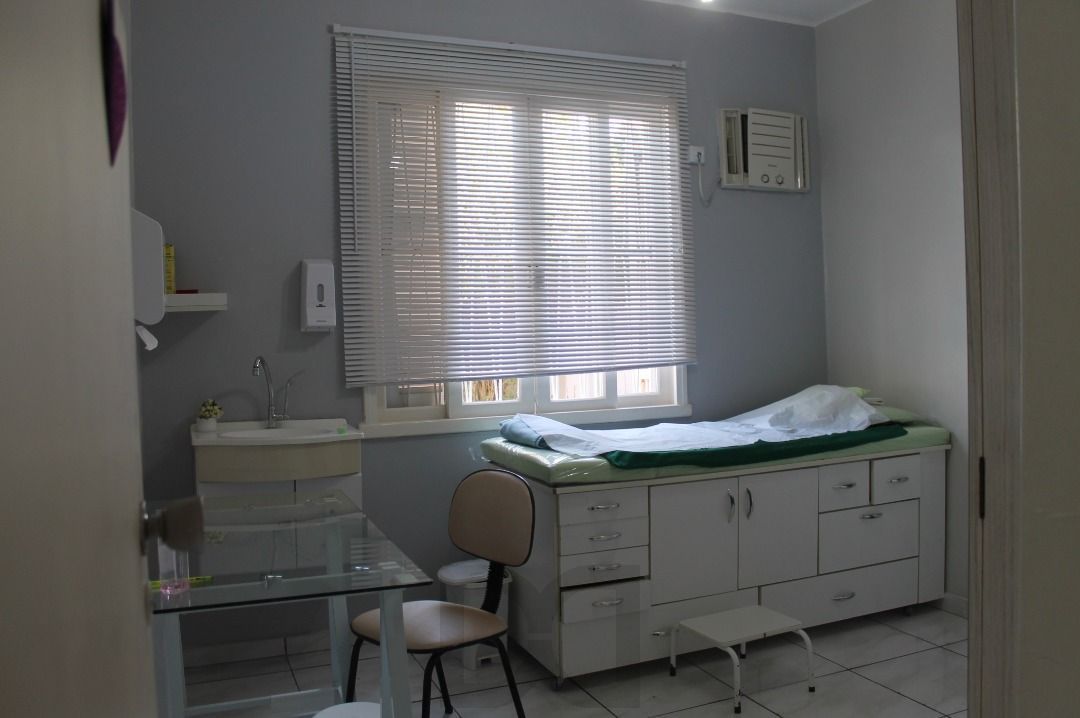 Casa para Venda - 221m², 3 dormitórios, sendo 1 suites, 4 vagas - Tristeza — foto 10