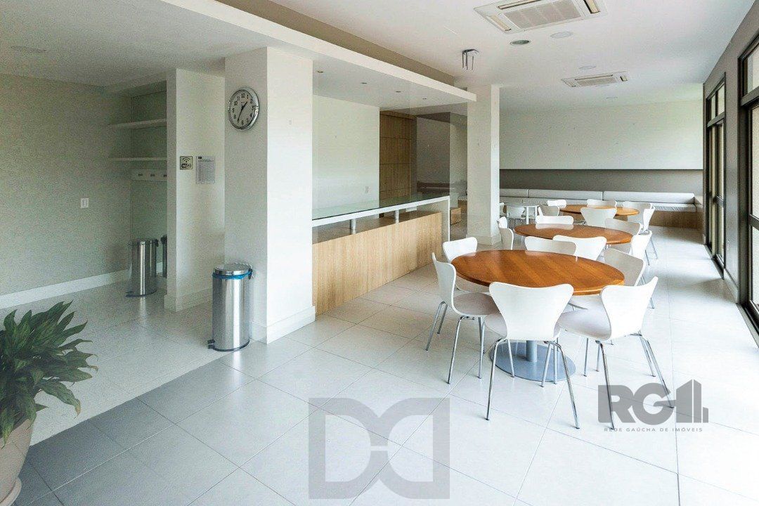 Apartamento em Porto Alegre, no bairro Cavalhada, com 3 dormitório(s), e 3 banheiros, à venda. — foto 41