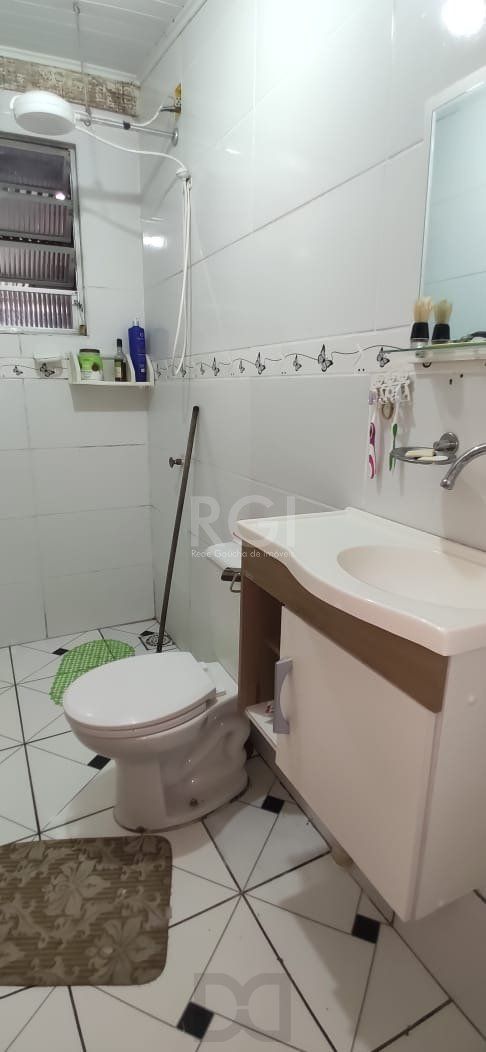 Casa para Venda com 2 dormitórios e 2 vagas no bairro Hípica — foto 16