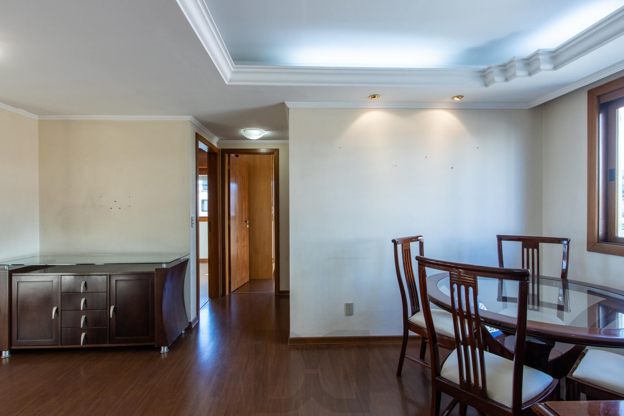 Apartamento Semimobiliado à Venda em Passo da Areia, Porto Alegre, RS — foto 2