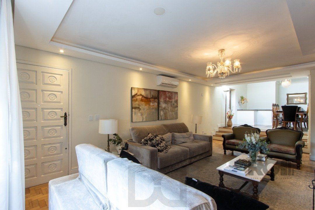 Espetacular 2 Casa Residencial de 5 Quartos e Piscina em Porto Alegre — foto 36
