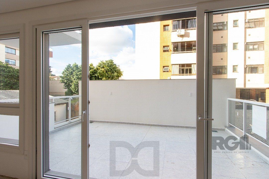 Cobertura para Venda - 214.34m², 3 dormitórios, sendo 3 suites, 2 vagas - Tristeza — foto 8