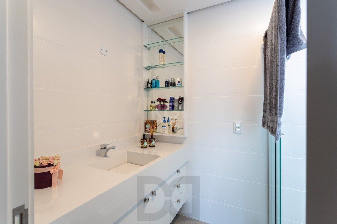 Casa Condominio para Venda - 380m², 3 dormitórios, sendo 3 suites, 6 vagas - Terra Ville — foto 55