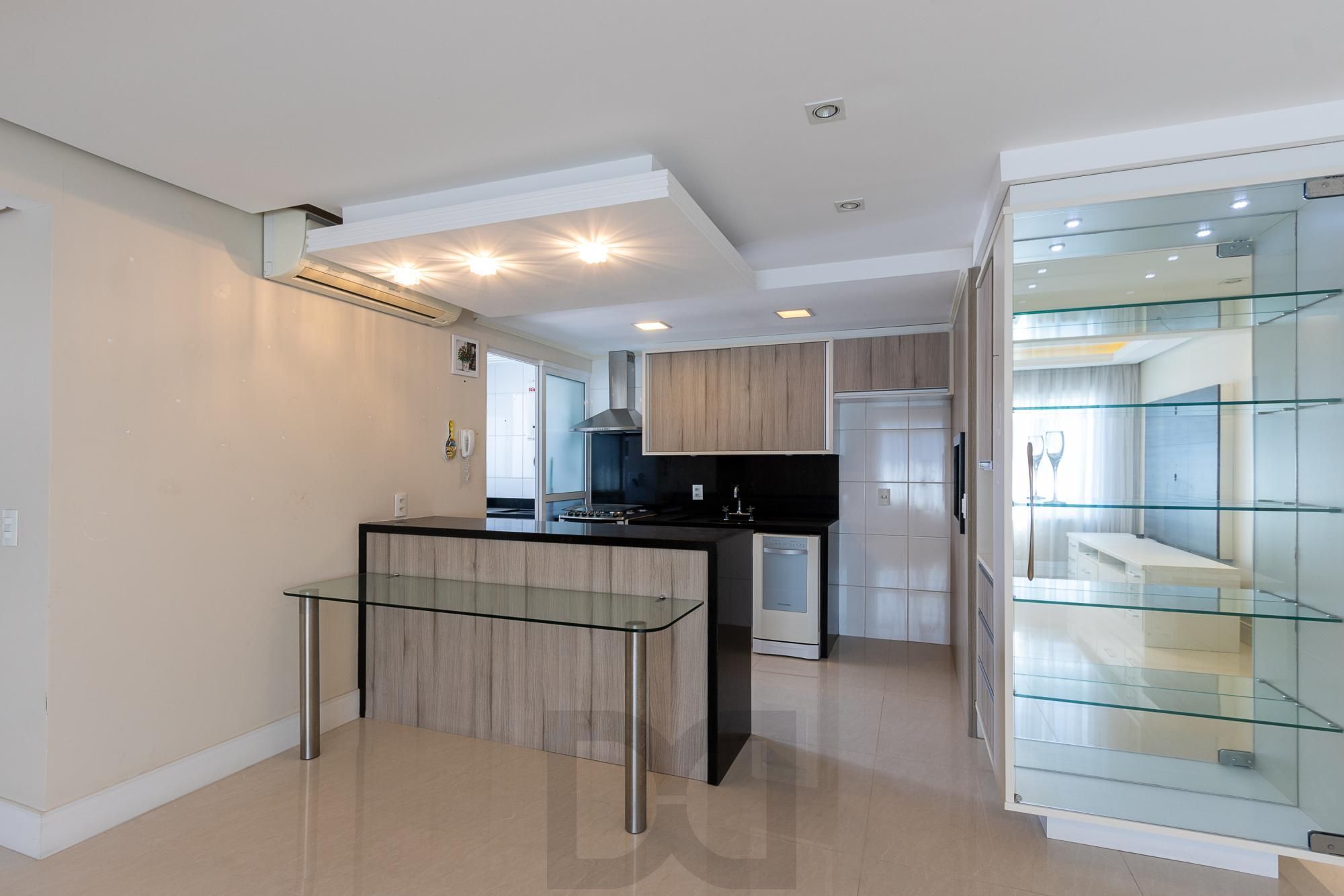 Apartamento de 3 dormitórios, 1 suíte e 2 vagas escrituradas no bairro Tristeza. — foto 10
