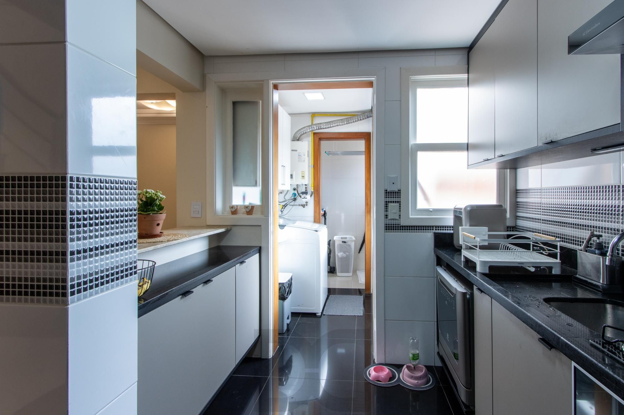 Cobertura à venda com 154m², 3 dormitórios, 1 suíte, 3 vagas, no bairro Ipanema em Porto Alegre — foto 10