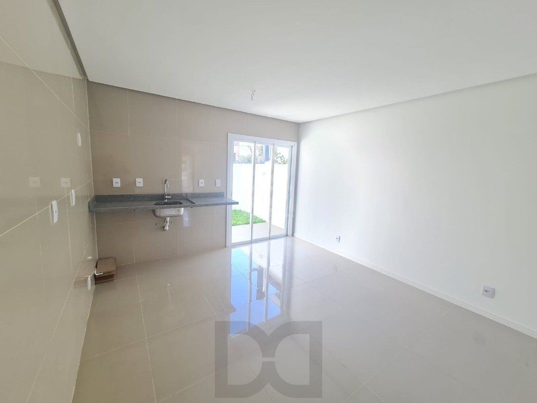 Casa para Venda - 74.67m², 2 dormitórios, sendo 1 suites, 1 vaga - Guarujá/ Portal do Guarujá — foto 9
