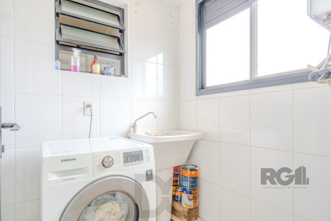 Cobertura Horizontal, 3 quartos, 1 suite, piscina, condominio com infra, 2 vagas - Bairro Tristeza — foto 15
