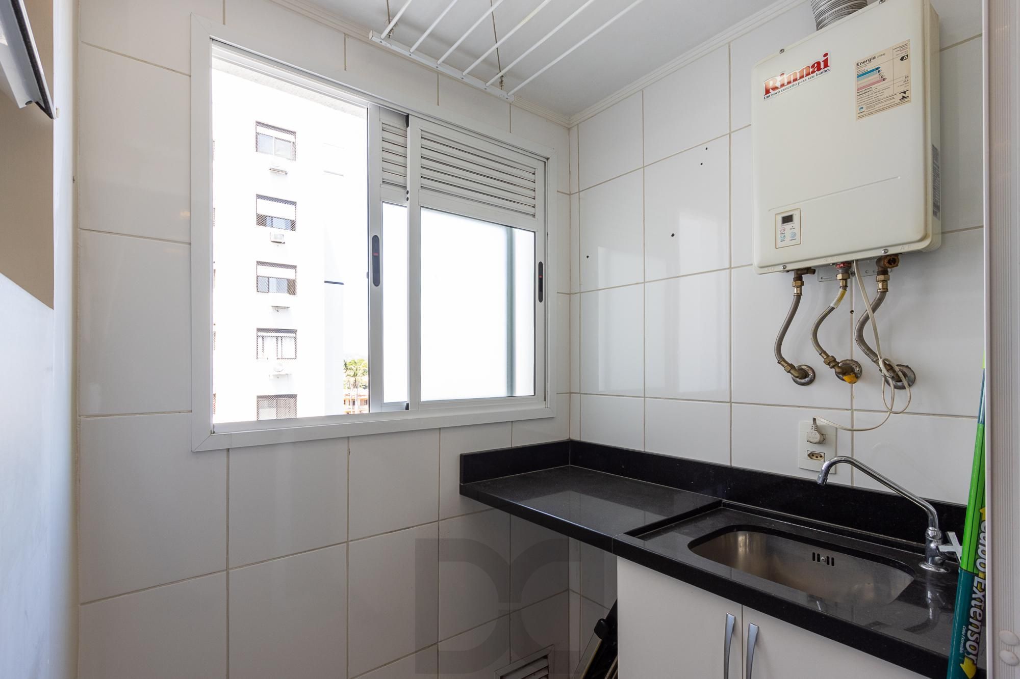 Apartamento de 3 dormitórios, 1 suíte e 2 vagas escrituradas no bairro Tristeza. — foto 14