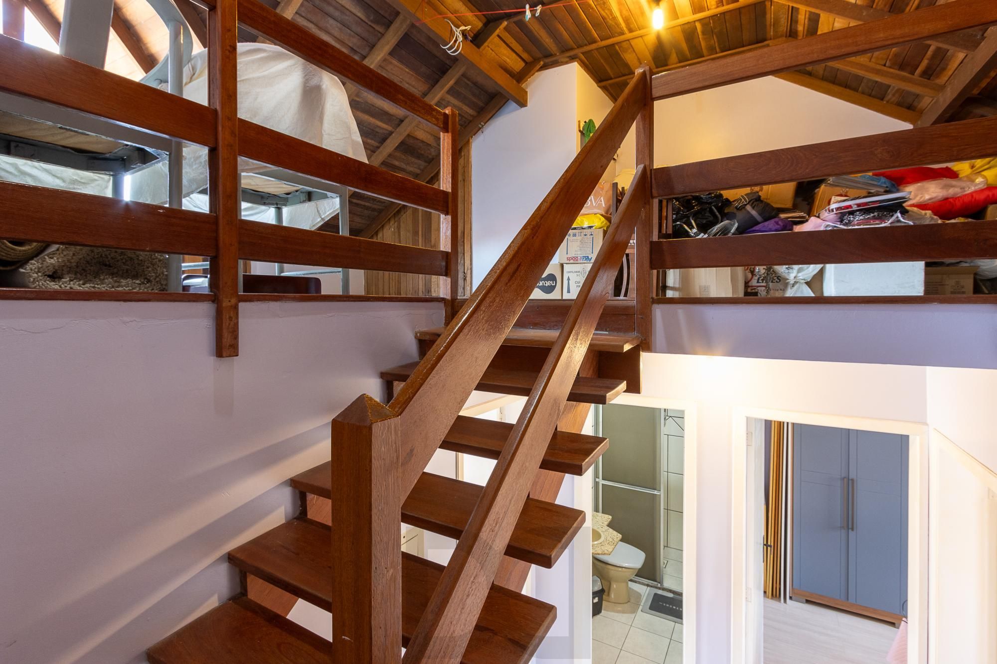 Casa de condomínio, de 3 dormitórios, 1 suíte e 2 vagas de garagem. — foto 35