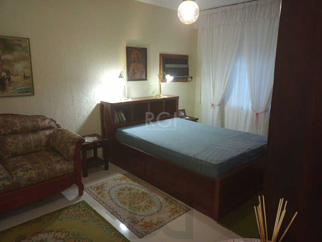Casa para Venda - 220m², 3 dormitórios, sendo 1 suites, 1 vaga - Camaquã — foto 40
