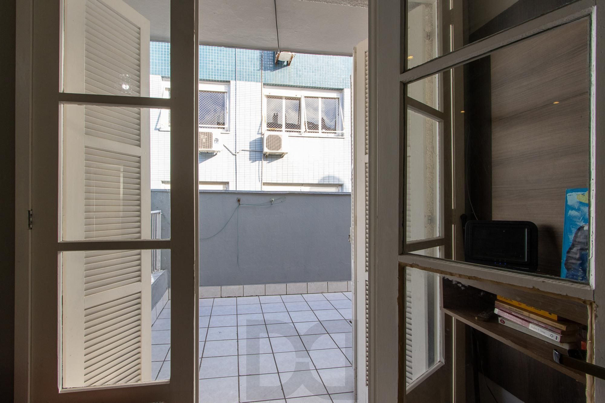 Apartamento 2 Dormitórios no Menino Deus — foto 8