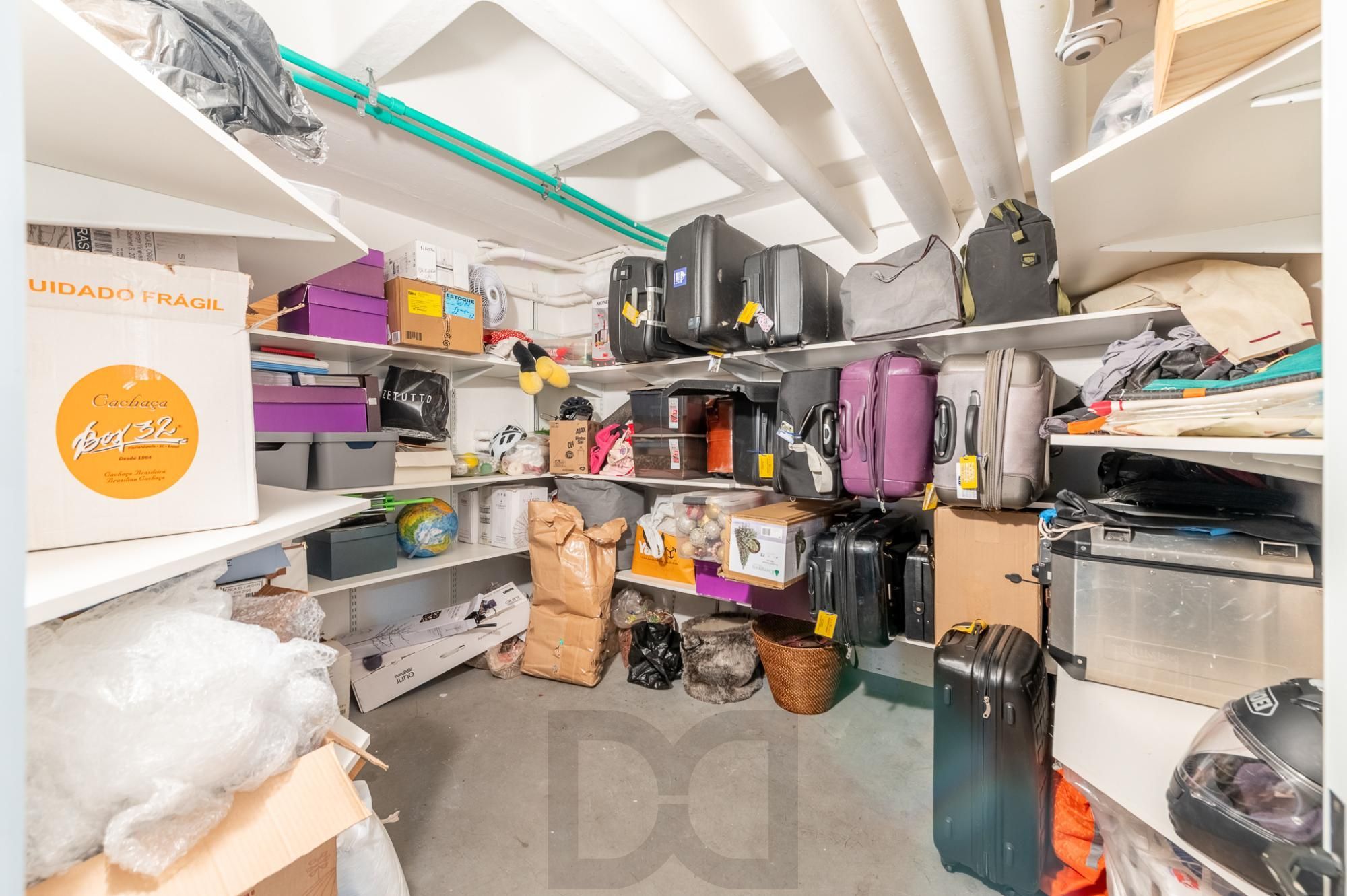 Apartamento com 204m², 3 dorm, 5 vagas no Petrópolis — foto 46