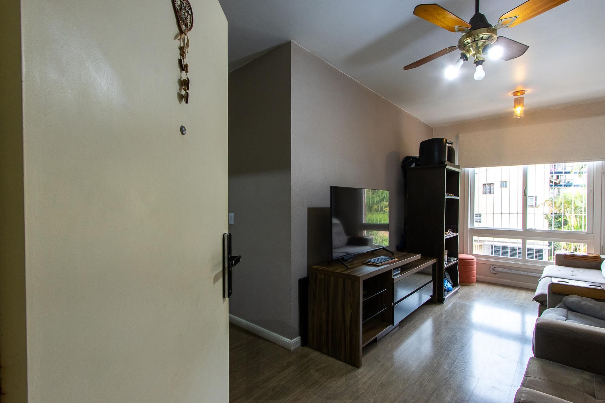 Apartamento 2 dormitórios I Vaga de garagem- bairro Tristeza — foto 1